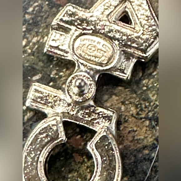 Authentic Chanel earrings. New. Full set with box, ribbon, camellia etc . - Picture 2 of 3